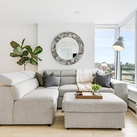 Heart Of Downtown 1 Bd Entire Condo - Pool, Gym, Parking, Office, Ac 溫哥華 外观 照片