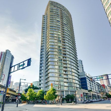 Heart Of Downtown 1 Bd Entire Condo - Pool, Gym, Parking, Office, Ac 溫哥華 外观 照片